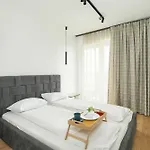 Prestizowe W Poznaniu Z Sypialnia I Parkingiem By Renters アパート *