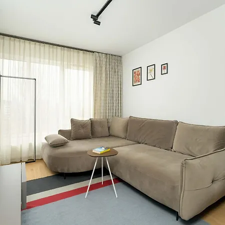 Prestiżowe W Poznaniu Z Sypialnią I Parkingiem By Renters Apartament