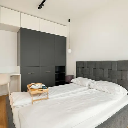 דירה Prestizowe W Poznaniu Z Sypialnia I Parkingiem By Renters *