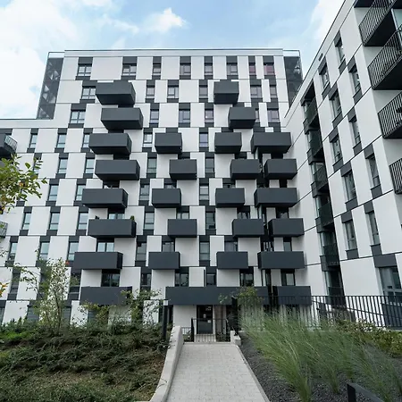 Prestizowe W Poznaniu Z Sypialnia I Parkingiem By Renters アパート ポズナン