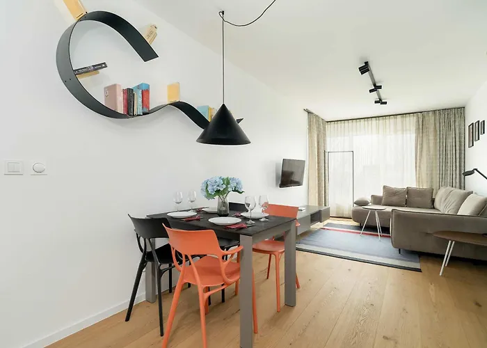 Prestizowe W Poznaniu Z Sypialnia I Parkingiem By Renters